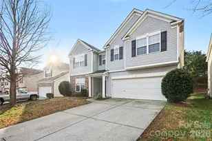 16014 Raptor Ct, Charlotte, NC 28278 - Photo 2