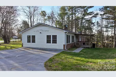 1629 Nc 126 Road, Morganton, NC 28655 - Photo 30