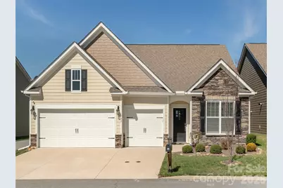 748 Summerfield Place, Flat Rock, NC 28731 - Photo 2