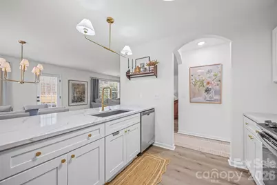 5223 Fernhill Drive, Charlotte, NC 28217 - Photo 6