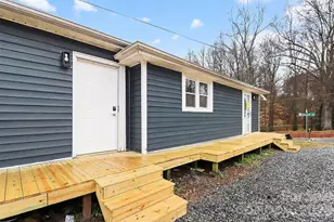 427 Pleasant Ave, Kannapolis, NC 28081 - Photo 2