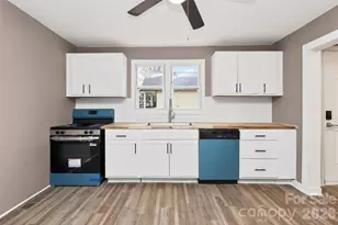 427 Pleasant Ave, Kannapolis, NC 28081 - Photo 8