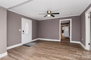 427 Pleasant Ave, Kannapolis, NC 28081 - Photo 4