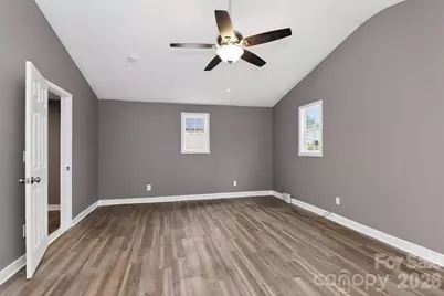 427 Pleasant Avenue, Kannapolis, NC 28081 - Photo 12