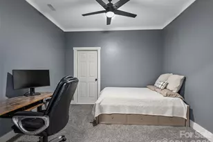 21 Dianthus Dr, Asheville, NC 28803 - Photo 36