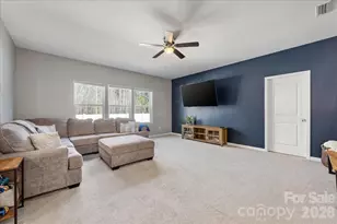 154 Sutters Mill Dr, Troutman, NC 28166 - Photo 6