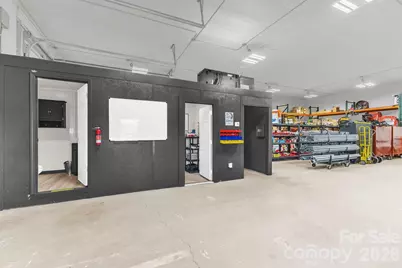 17 Red Leaf Road, Asheville, NC 28806 - Photo 4