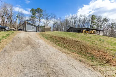 17 Red Leaf Road, Asheville, NC 28806 - Photo 26