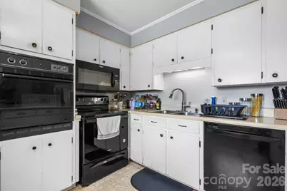 103 Hamp Street, Morganton, NC 28655 - Photo 12