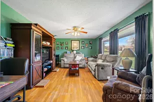 103 Hamp St, Morganton, NC 28655 - Photo 6