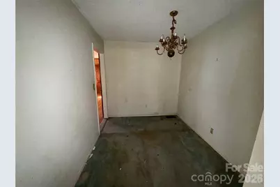 4215 Dinglewood Avenue, Charlotte, NC 28205 - Photo 10