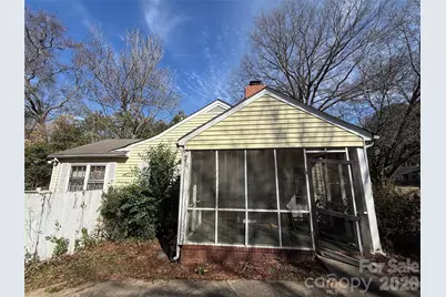 4215 Dinglewood Avenue, Charlotte, NC 28205 - Photo 2