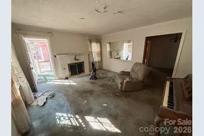 4215 Dinglewood Avenue, Charlotte, NC 28205 - Photo 8