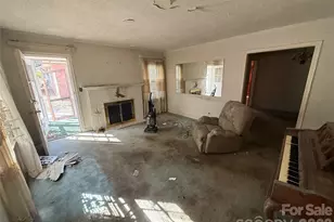 4215 Dinglewood Ave, Charlotte, NC 28205 - Photo 8