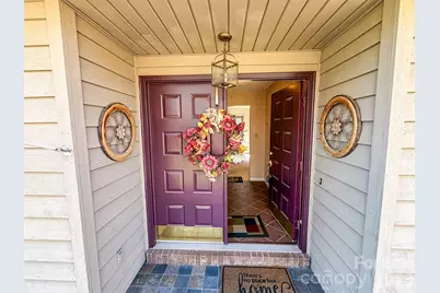 1017 3rd Avenue NW, Conover, NC 28613 - Photo 6