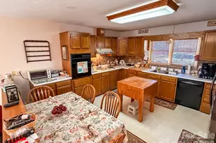 1017 3rd Ave NW, Conover, NC 28613 - Photo 12