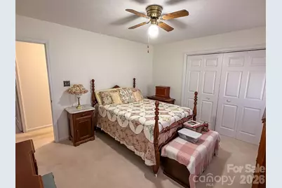 1017 3rd Avenue NW, Conover, NC 28613 - Photo 38