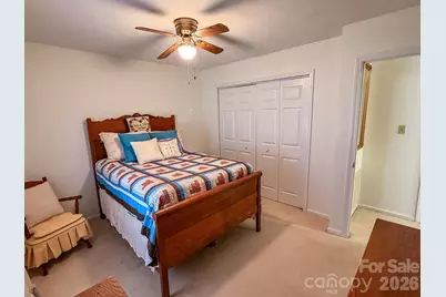 1017 3rd Avenue NW, Conover, NC 28613 - Photo 30