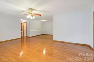 111 Flushing Dr, York, SC 29745 - Photo 4