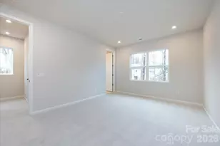 6001 Longar Ln, Charlotte, NC 28269 - Photo 12