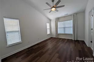 5133 Prosperity Church Rd, Charlotte, NC 28269 - Photo 10