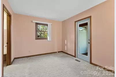 47 Sevier Drive, Hendersonville, NC 28791 - Photo 18