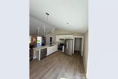 222 Center Street, Chester, SC 29706 - Photo 6