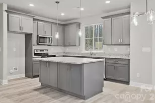 926 Jupiter St, Gastonia, NC 28052 - Photo 2