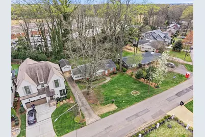 616 Bertonley Avenue, Charlotte, NC 28211 - Photo 2