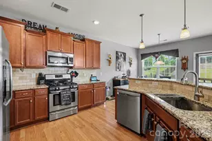 1109 Blackwaterside Dr, Fort Mill, SC 29715 - Photo 12