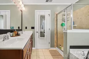 1109 Blackwaterside Dr, Fort Mill, SC 29715 - Photo 22