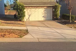 1109 Blackwaterside Dr, Fort Mill, SC 29715 - Photo 2