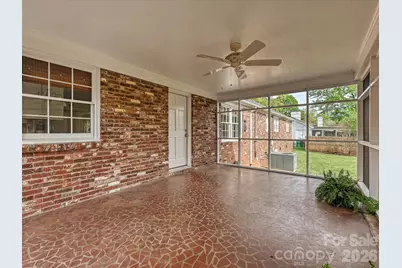 3927 Barclay Downs Drive, Charlotte, NC 28209 - Photo 26