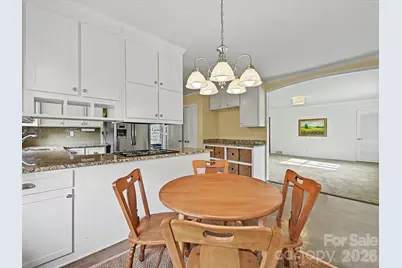 3927 Barclay Downs Drive, Charlotte, NC 28209 - Photo 14