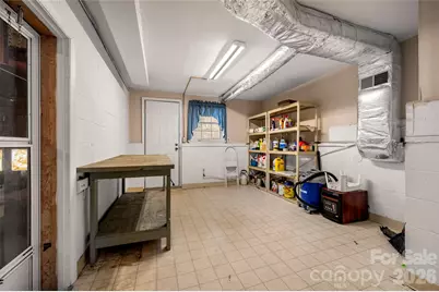 3 Country Road, Hendersonville, NC 28791 - Photo 32