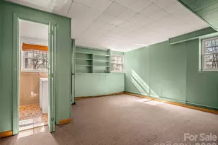 3 Country Rd, Hendersonville, NC 28791 - Photo 28