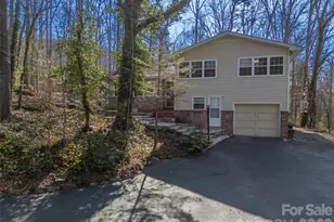 3 Country Rd, Hendersonville, NC 28791 - Photo 2
