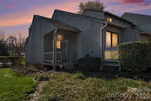 100 Willow Run Dr, Gastonia, NC 28056 - Photo 2