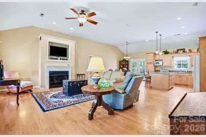 270 Spicewood Circle, Troutman, NC 28166 - Photo 4