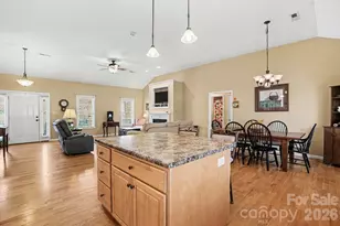 270 Spicewood Cir, Troutman, NC 28166 - Photo 8