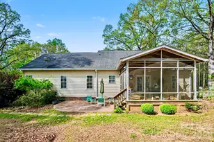 270 Spicewood Cir, Troutman, NC 28166 - Photo 2