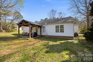 107 Panther Creek Road E, Troutman, NC 28166 - Photo 28