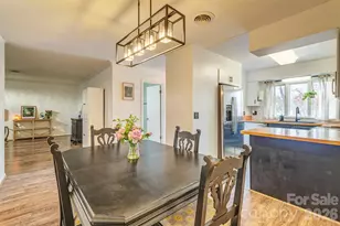 540 Britton Creek Dr, Hendersonville, NC 28791 - Photo 4