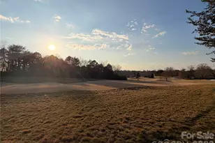 4014 Tanglewood Ln NE, Hickory, NC 28601 - Photo 1