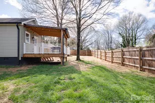 411 N Chapel St, Landis, NC 28088 - Photo 28