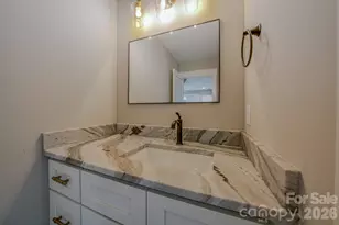 2 Holly Hill Ct, Asheville, NC 28806 - Photo 36