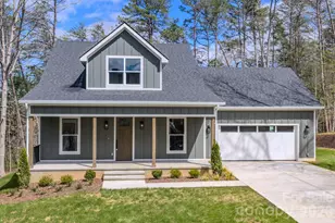 2 Holly Hill Ct, Asheville, NC 28806 - Photo 2