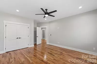 543 30th Avenue NW, Hickory, NC 28601 - Photo 8