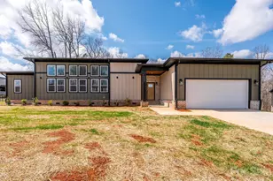 2003 Pln Fld Dr, Bessemer City, NC 28016 - Photo 1