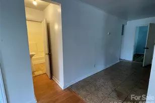 410 Mill Rd, Charlotte, NC 28216 - Photo 10